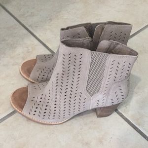 Women’s TOMS, booties